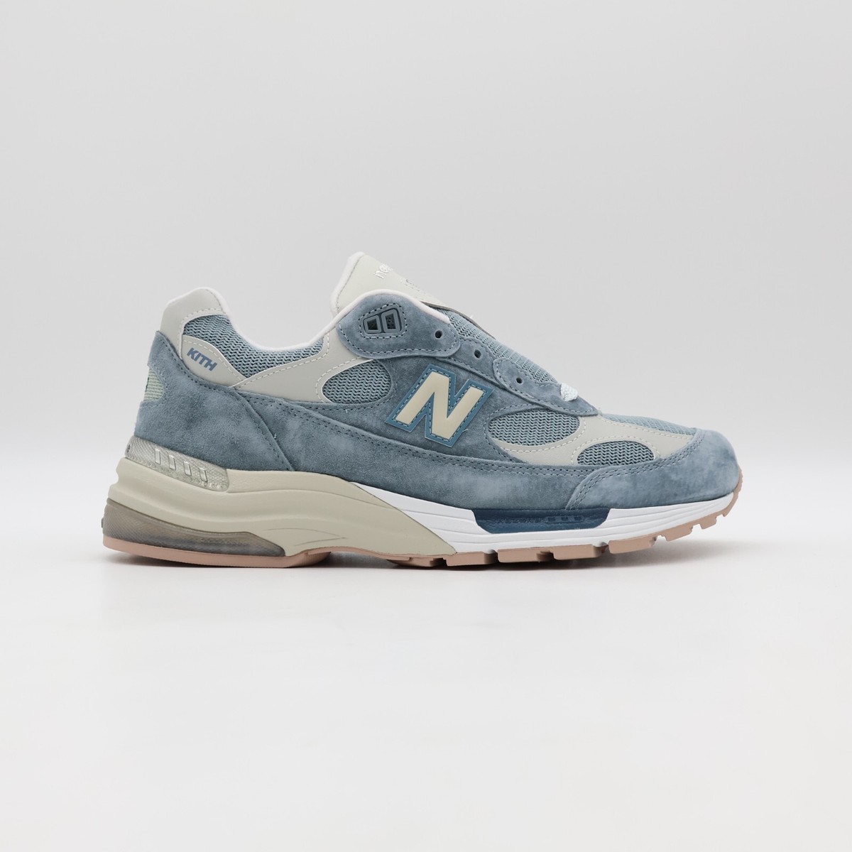 靴 New Balance x KITH U992KT 27.5/US9.5 KITH × New Balance Osaka 992 Light Blue Suede U992KT Men's