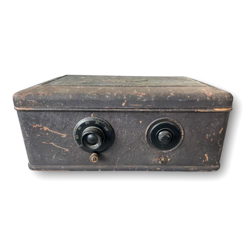 Atwater Kent Radio Model 40 Metal Case Tube Radio RARE Atwater Kent Radio Model 40 Metal Case Tube Radio RARE