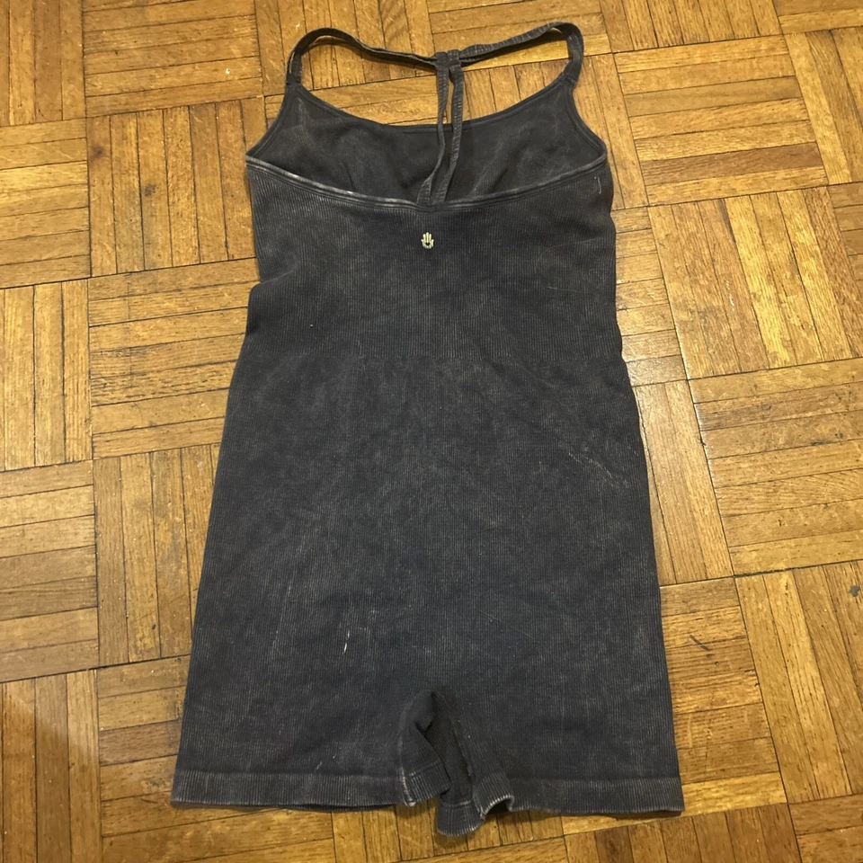 Spiritual Gangster Acanalado Unitard Una Pieza Elástico Lavado Gris Carbón Xs Nuevo Sin Etiquetas Foto 2 de 3