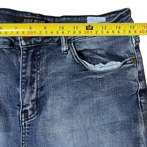 Judy Blue Women Size 15/32 Jeans Skinny Distressed Los Angeles JB88181 - Picture 9 of 10