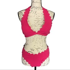 Pink Scalloped 2 Piece Bikini Size Medium NEW