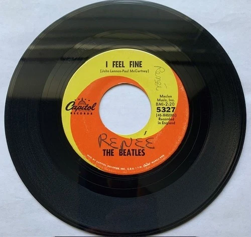 THE BEATLES-CAPITOL 5327-I FEEL FINE-SHES A WOMAN-45RPM-7" 1964 EX