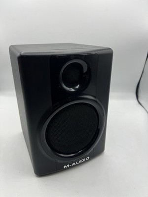 Single M-Audio AV30 Studio/Desktop Powered Monitor Speaker - Right Only
