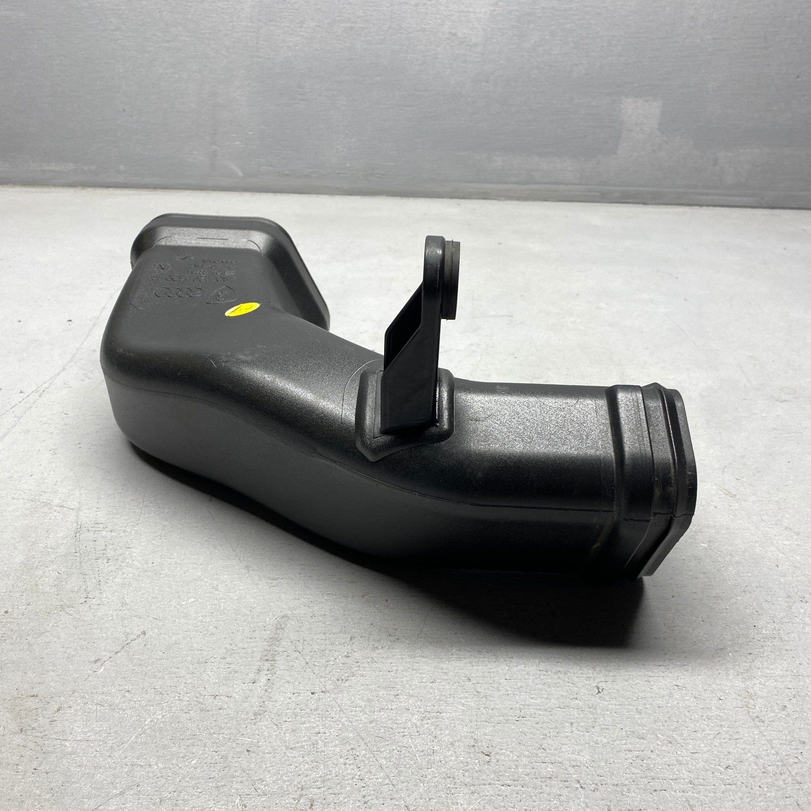 2018 Lamborghini Huracan Right Air Inlet Duct 4S0129520D