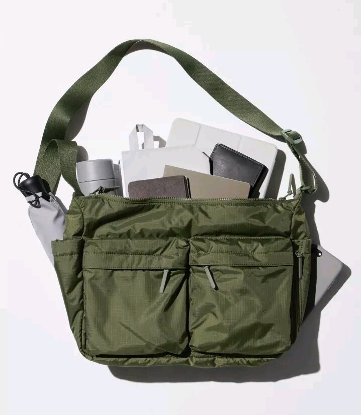 UNIQLO Multi-pocket shoulder bag Unisex with 7 pockets Brand NEW