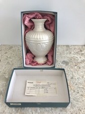 NIB Lenox China ATHENIAN Collection 9” Vase 24K Gold Trim Made In USA