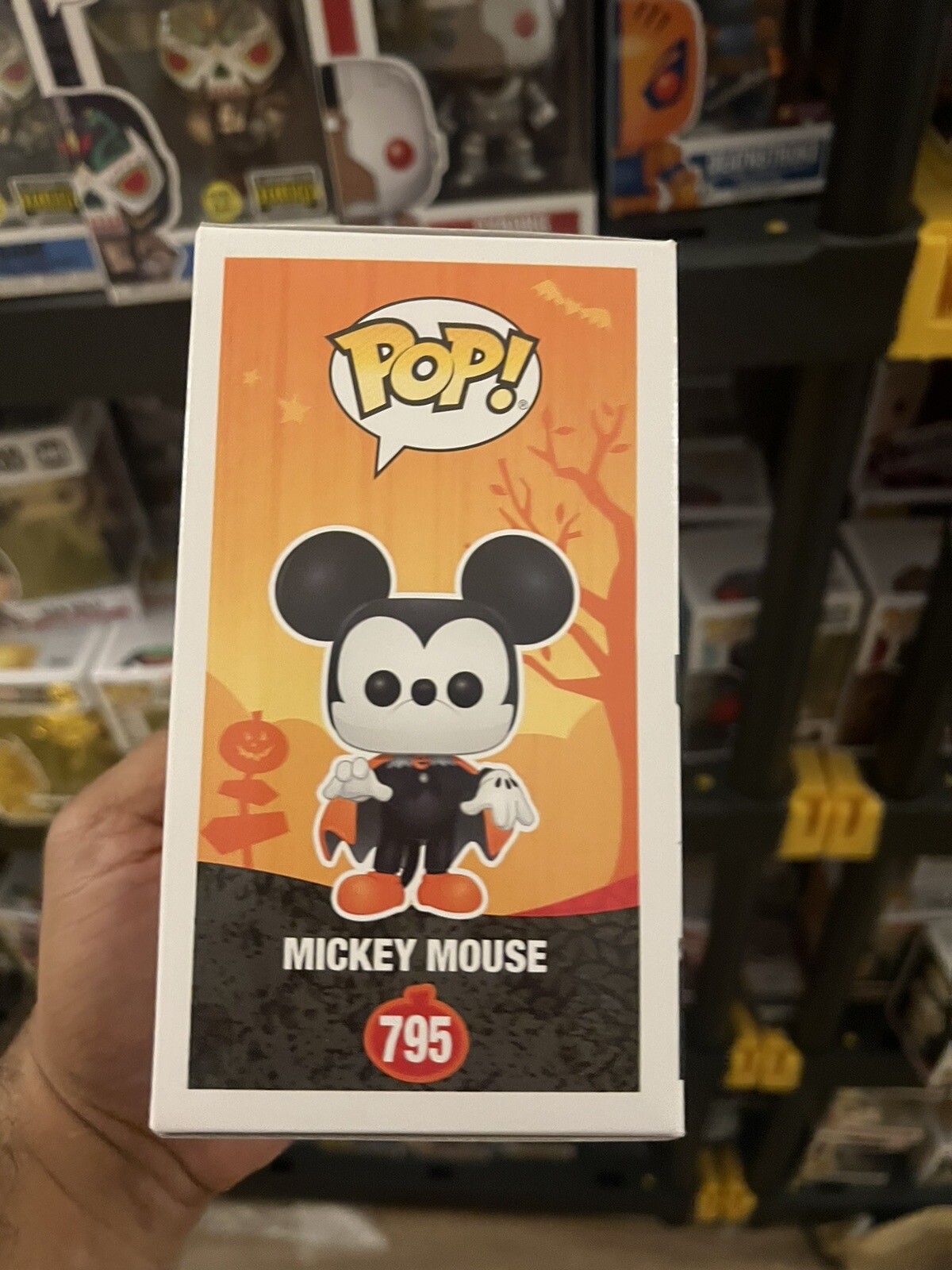 Funko Pop Disney Spooky Mickey Mouse #795 Halloween Vampire Vinyl Figure 