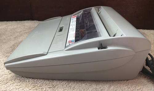 Brother SX-4000 Portable Daisy Wheel Electronic LCD Digital Display Typewriter - Picture 8 of 10