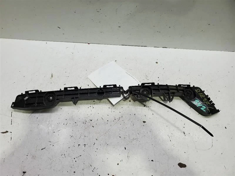 Toyota Prius 2016-2018, soportes varios, 1,8 L, número de pieza: 53705-47901 Foto 3 de 4