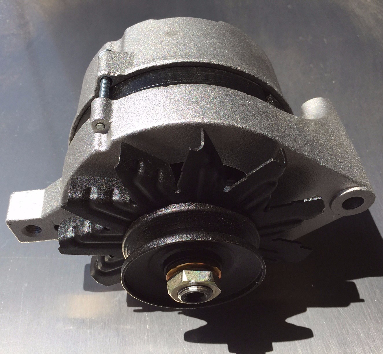 De Tomaso Pantera 75 AMP Alternator