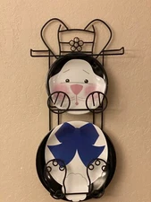 Metal Bunny Shaped Plate Rack With Matching Plates Super Cute!