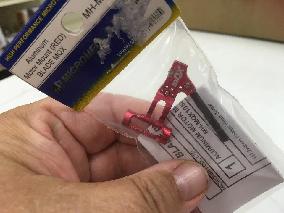 Microheli Aluminum Motor Mount (Red) For Blade MQX Part#MH-MQX105MM - Image 3 of 4
