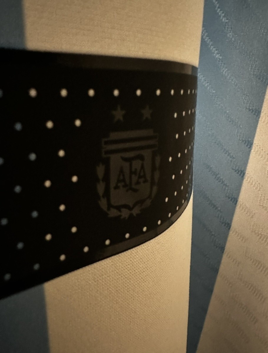 ADIDAS ARGENTINA HOME AUTHENTIC JERSEY WORLD CUP 2022 SMALL Messi