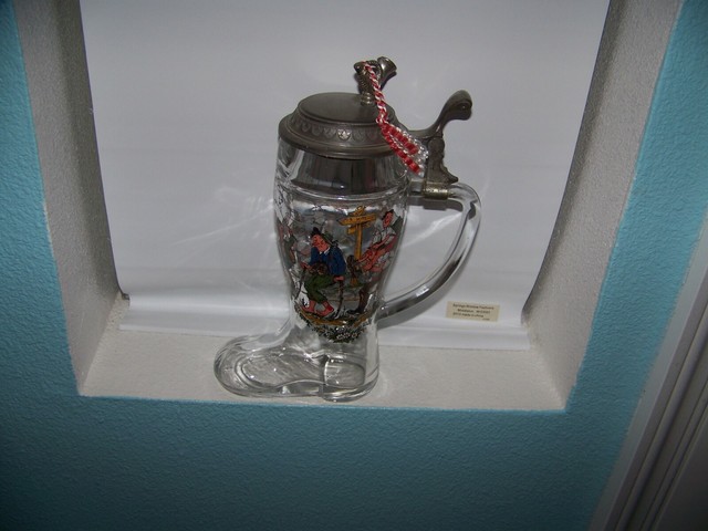 boot stein glass