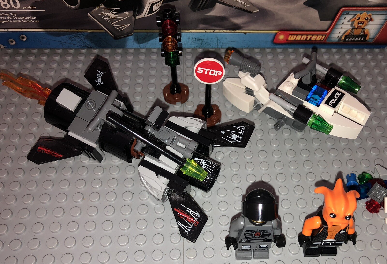 Lego 5969 5970 5981 8399 8400 Lot Of 3 Space Police Sets Manuals