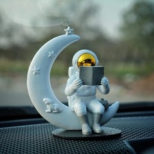 Astronaut Figurine Showpiece for Home Decor  Car Dashboard