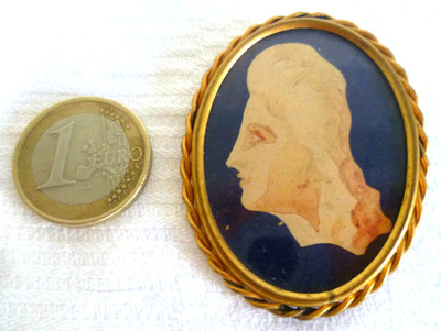 ALTE BROSCHE SILHOUETTE AUS ZUGESCHNITTENEM PAPIER UND LAVIS FRAUENPROFIL UM 1940