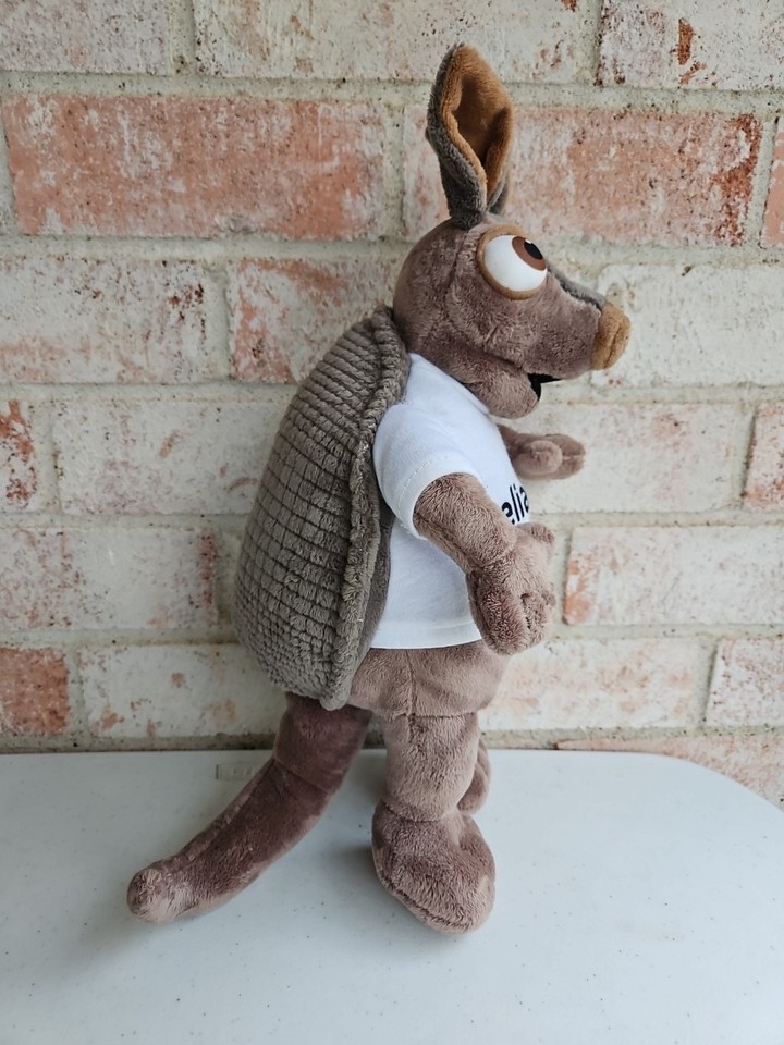 Reliant Energy Hugo Armadillo Mascot 15