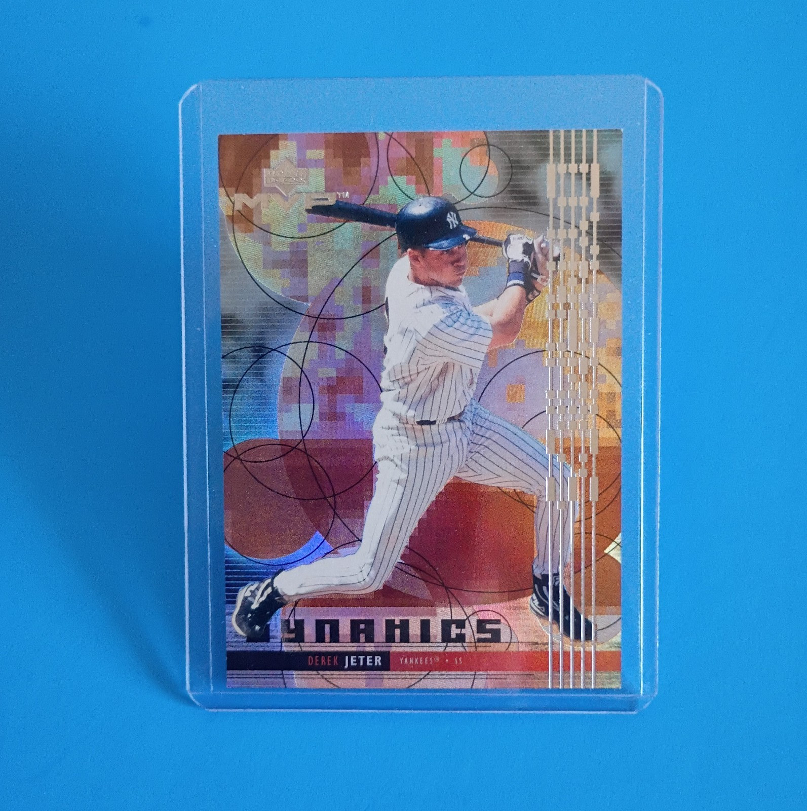 Derek Jeter 1999 Upper Deck Dynamics D11 | Yankees Icon | Ready-to-Give Card