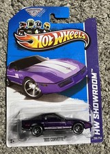Hot Wheels '80s Corvette HW Showroom 2013 Series - X1820 NRFP 2012 Purple 1:64