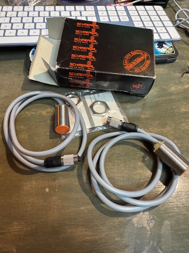 NUEVO 2ea Schmersal IFL 5-18M-10N 10-30 VDC 200MA Sensor de proximidad inductivo 5 mm Foto 2 de 4