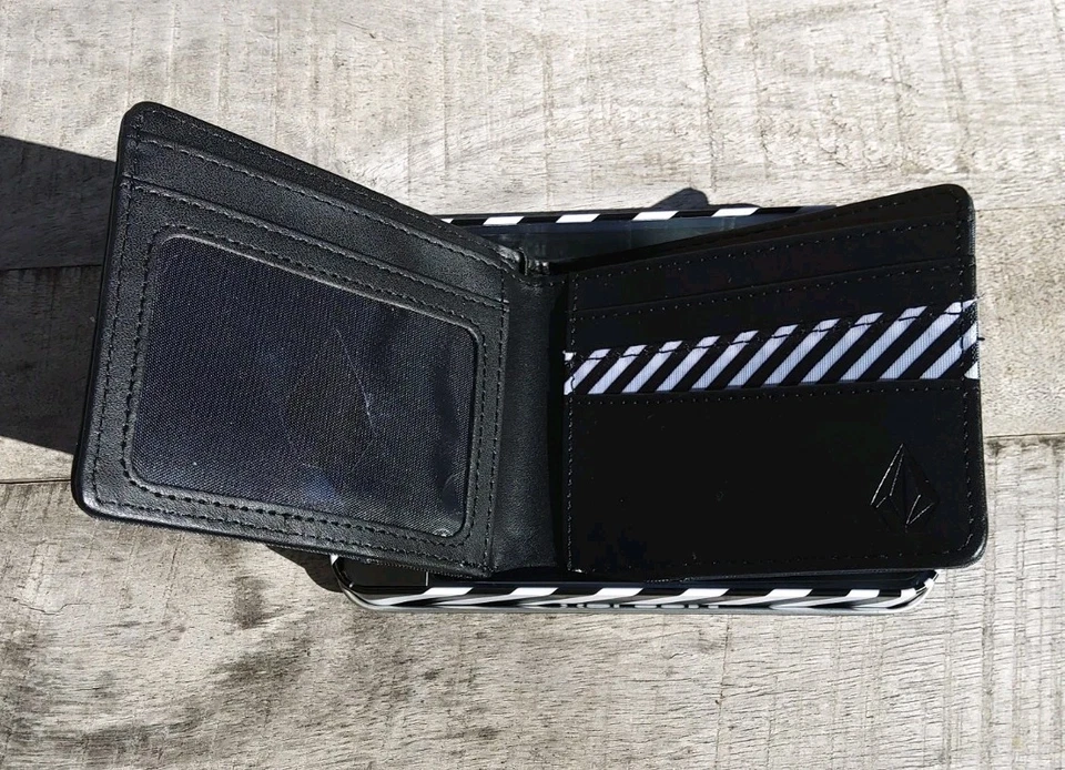 Volcom Stone Mens Bi-fold Canvas Wallet Blue - Image 2 of 2