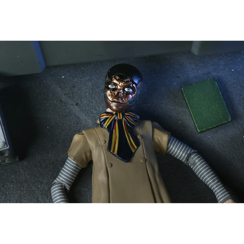 NECA - MEGAN Ultimate 7 en Figura de Acción M3GAN Robot Muñeca Película Coleccionable NUEVO - Imagen 12 de 12