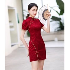 Elegant Red Chinese Qipao Cheongsam Dress – Satin Fabric with Classic Details