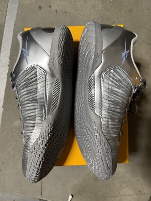 Serious Player Only 1 Plus 2023 MENS 10.5 Shoe Silver Mark Serious Player Only 1 Plus 2023 MENS 10.5 Shoe Silver Mark