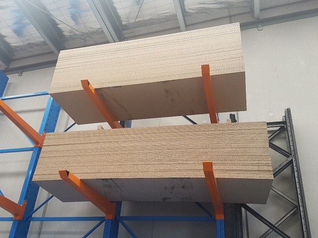 18mm Particle Board Pre Cut For Pallet Racking 2580mm X 840mm