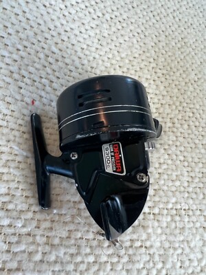 Daiwa 9300C and 580 Spin Cast Reel Lot of 2 | eBay