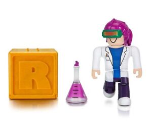 Roblox Series 1 Gold Mystery Figurine Set Of 2 With Virtual Item Code - fuzzywooo roblox toy code