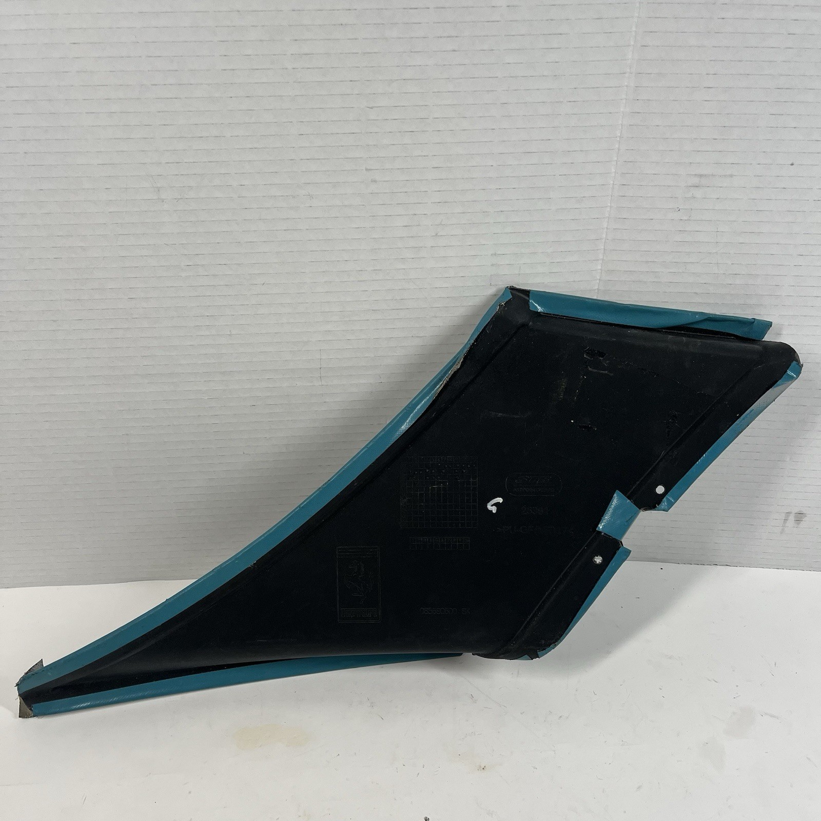 USED FERRARI 458 FRONT LEFT BUMPER COVER 85690600 OEM