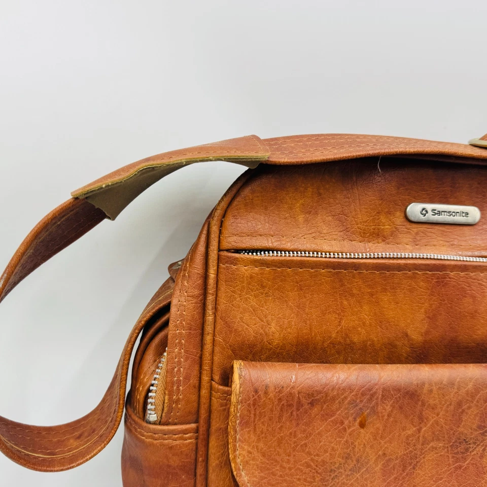 Vintage Samsonite Silhouette Brown Vinyl Senora Bag Shoulder Tote Train Case - Image 4 of 4