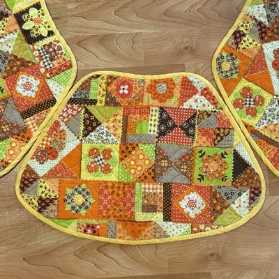 Groovy Vintage Quilted Patchwork Placemats Set of 6 Wedge Shape For Round Table