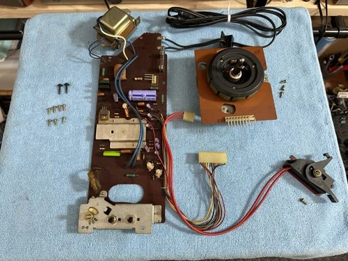 Technics SL-1700 Turntable For parts original circuit board Motor On/Off Switch