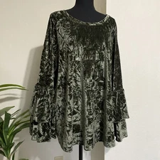 Umgee Top 2XL Green Crushed Velvet Bell Sleeve Boho Relaxed Stretch Holiday