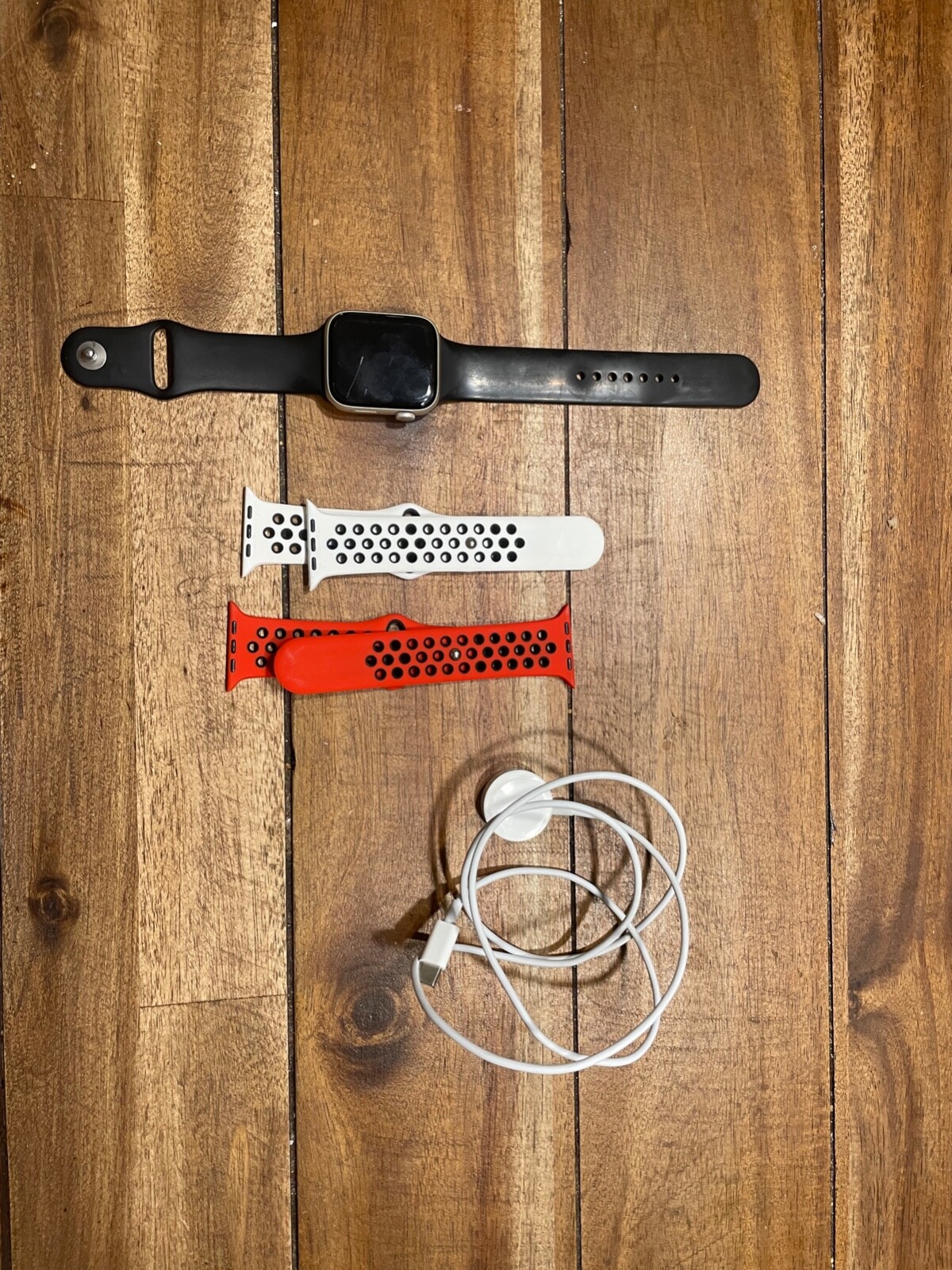 Apple Watch SE 2022 40mm GPS Smartwatch-image