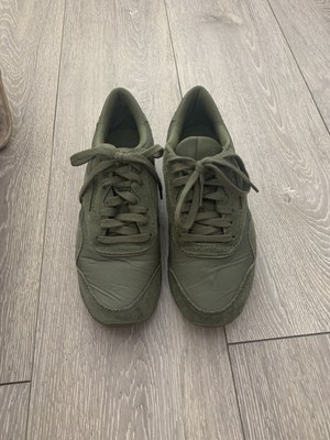 reebok green trainers