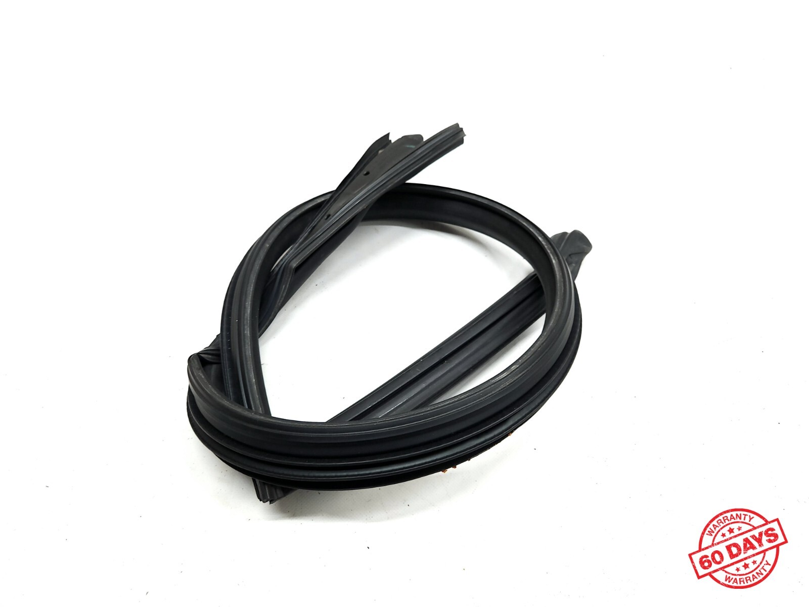 ⭐ 08-19 Maserati Gran Turismo Front Upper Right Door Rubber Seal Gasket Oem