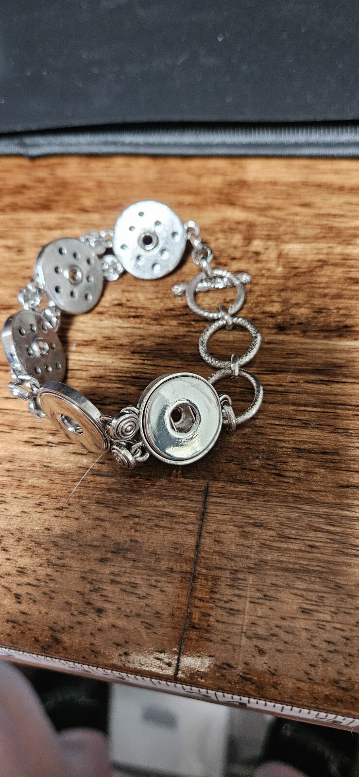 1116. Ginger Snaps Silver Tone Toggle Bracelet. 5… - image 4