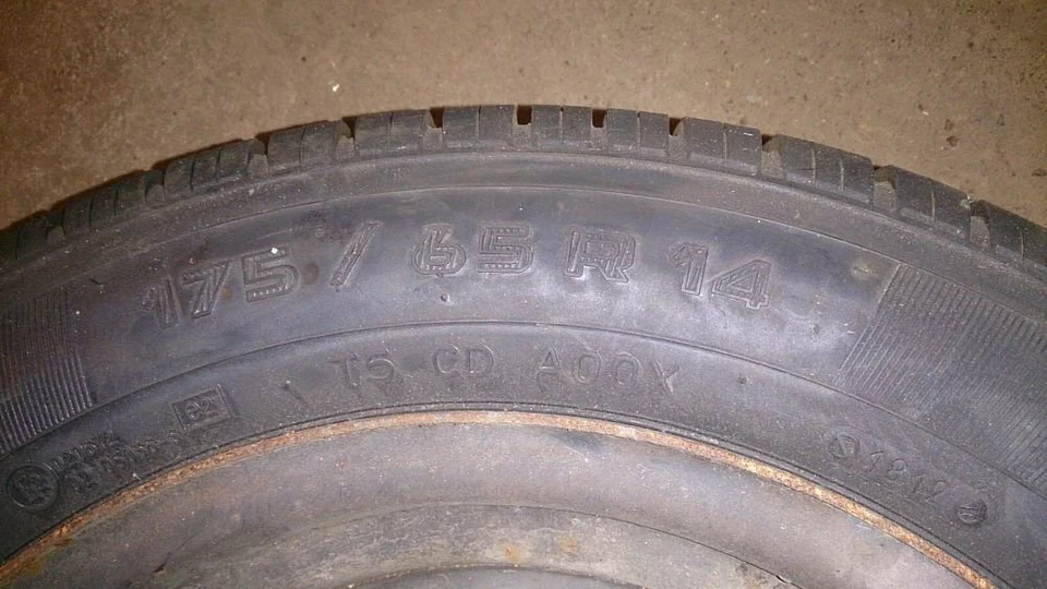  Kia Rio Ersatzrad Komplettrad Stahlfelge 14Zoll 175/65R14 82T RIKEN Neuwerig - Bild 3 von 4