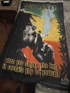 Bob Marley Vertical 3'x5' Polyester Flag Banner/2 grommets/smoking/rasta.  *H