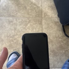 iPhone XR 128GB Verizon | 88% Battery | back has fine cracks/ FULLY FUNCTIONS