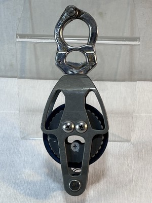 Boaters Equipment Sparcraft  USA Trigger Shackle