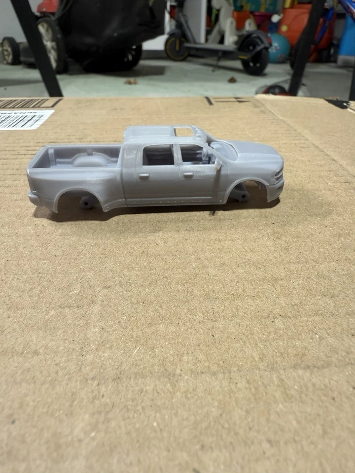 1:64 Scale 3D Printed Ram 3500 Mega Cab Dually - Image 4 of 4