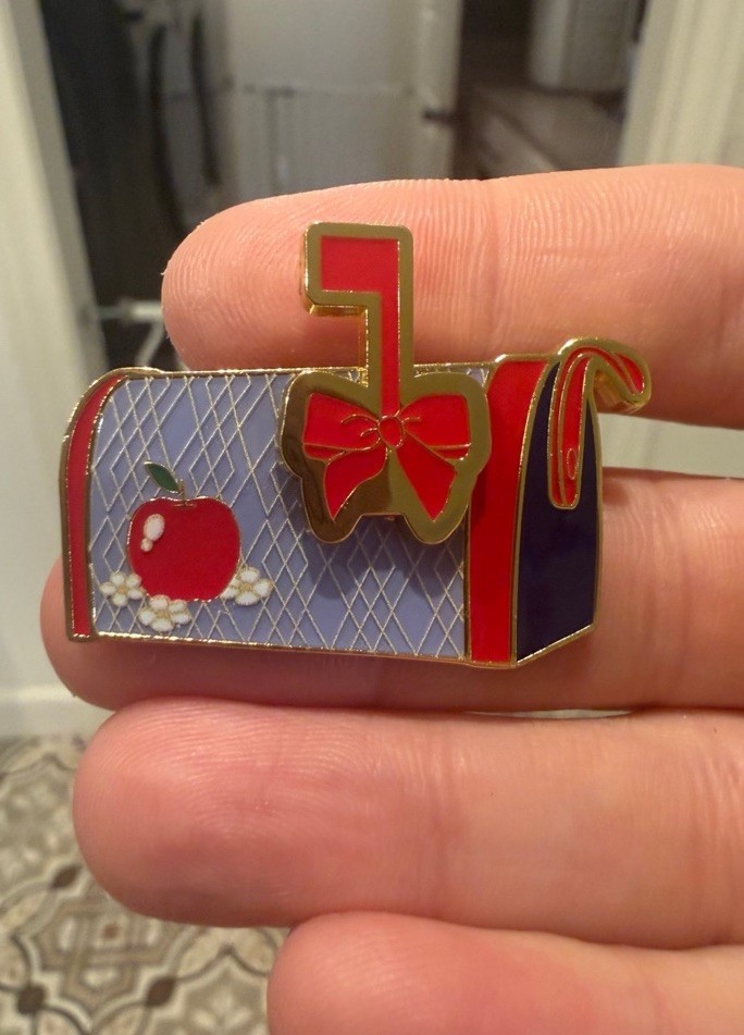 Disney Princess Mailbox Mystery Pin - Snow White