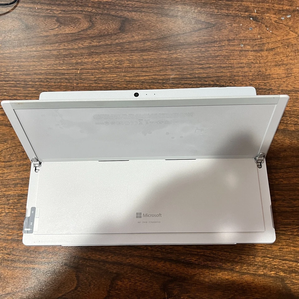 Microsoft Surface Pro 5 (1807) Wi-Fi + LTE Core i5-7300U/8GB/256GB Silver - Image 3 of 4