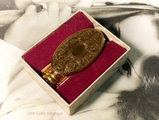 Kigu UNUSED lipview/lipstick holder gold tone vintage Compact: Makeup Mirror