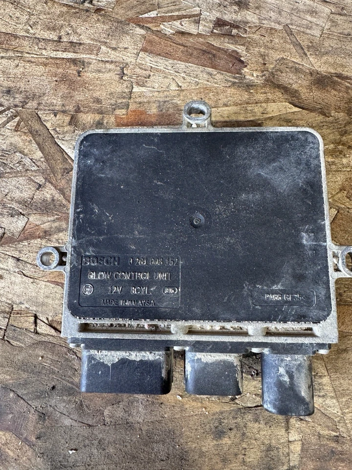 Módulo de control de bujía incandescente Ford 6.7 F250 F350 2011-15 0281003102 Foto 2 de 4